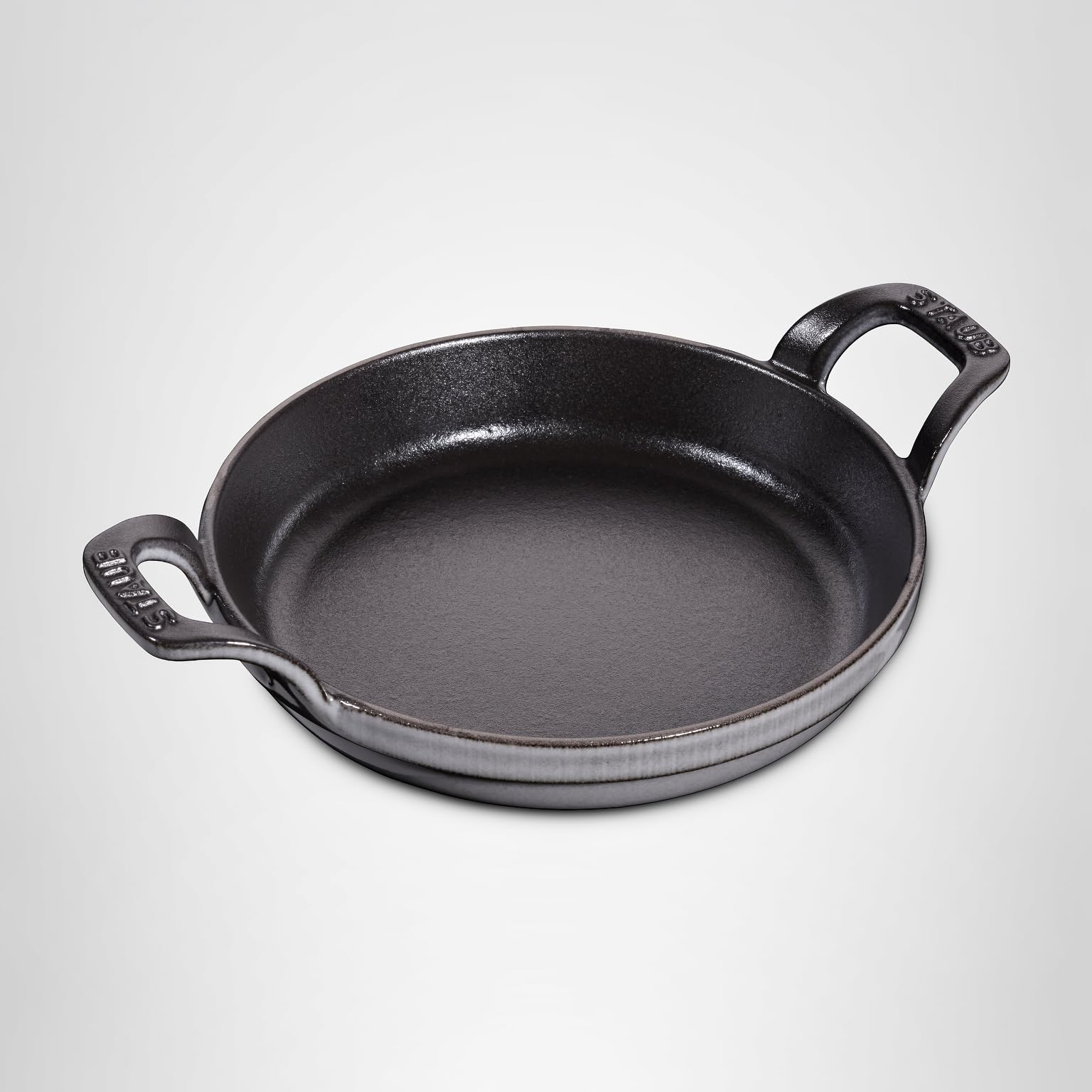 Amazon.com: Staub (staub) Egg skillet 16cm gray 1,301,618 [Home